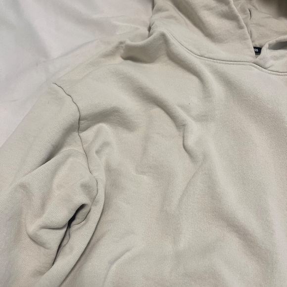 Talentless Hoodie - Picture 2 of 7